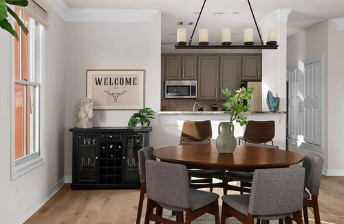 Old West Austin Apartment | The Lamar Lookout + 3BR + Skyline Views in Austin
