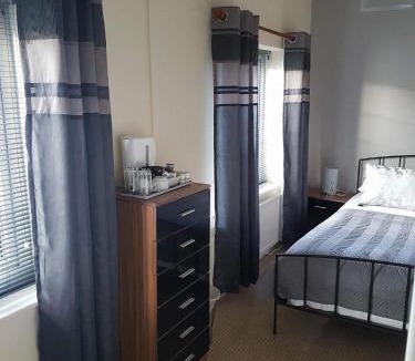 Rhayader Hotel | The Lamb and Flag Inn