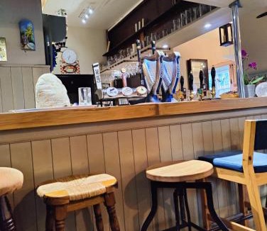 Sibford Gower House | The Lampet Arms