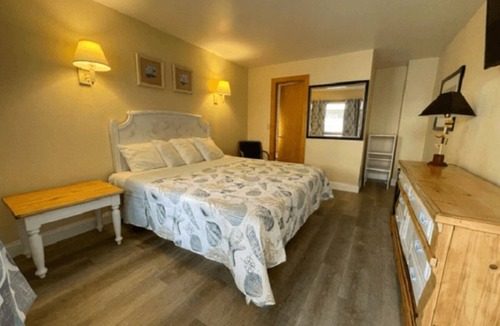 Lavallette Hotel | The Lamplight Inn