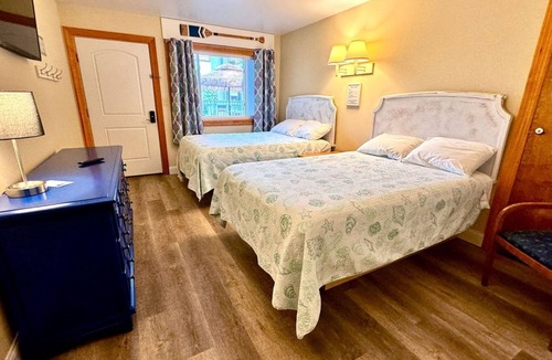 Lavallette Hotel | The Lamplight Inn