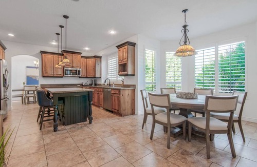 Riverton House | The LAN House - Sleeps 21