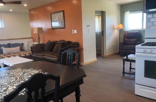 Lander Apartment | The Lander Roost: Your Basecamp to Adventure