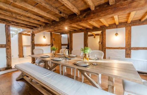 Great Witcombe House | The Landers