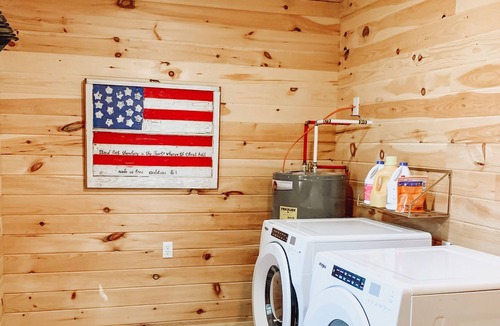 Gregory Cabin | The Landing at Nimmo