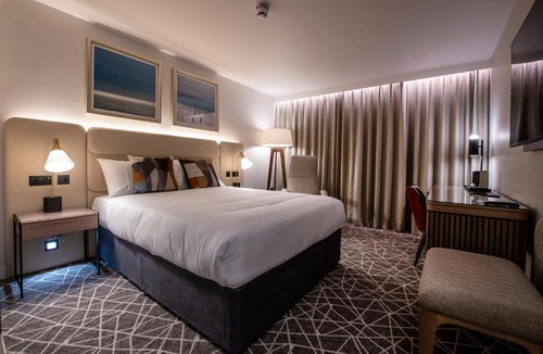 Biggin Hill Hotel | The Landing Hotel