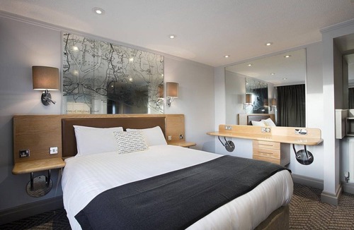 Hayling Island Hotel | The Langstone Quays