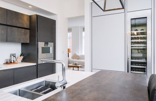 St. Mary's Park Apartment | The Lanterns | Pro-Managed