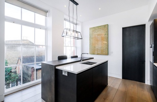 St. Mary's Park Apartment | The Lanterns | Pro-Managed