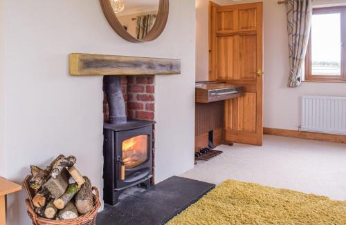 Munslow House | The Larches