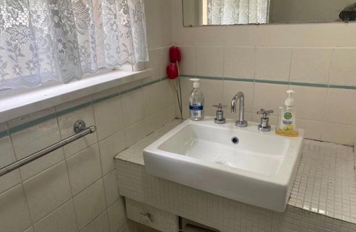 Bundoora House | The large room is conveniently located