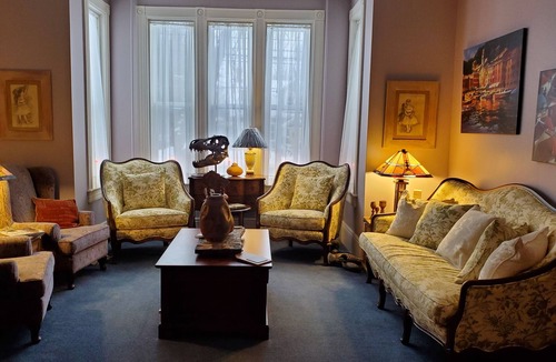 Annapolis Royal Bed & Breakfast | The Lark & Loon Inn