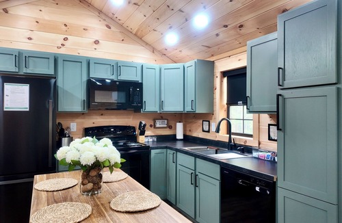 Huntsville Cabin | The LaRue Cabin, Cabin #3 at Copper's Peak