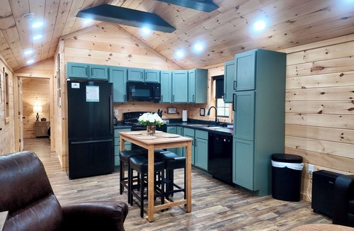 Huntsville Cabin | The LaRue Cabin, Cabin #3 at Copper's Peak