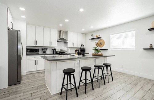 Glen Heather Estates House | The Las Vegas Entertainer: Games, Location + Views