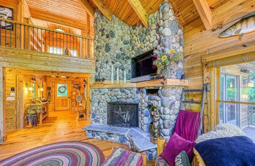 Bumpass House | The Last Cast