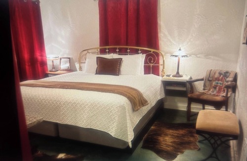Clear Creek Hotel | The Last Cowboys Court