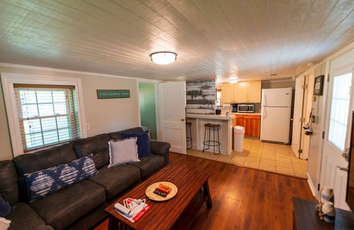 Hollands Landing House | The Last Resort at Martins Landing