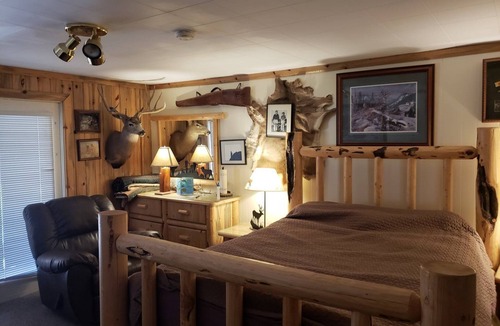 New Meadows Cabin | The Last Resort Lodge