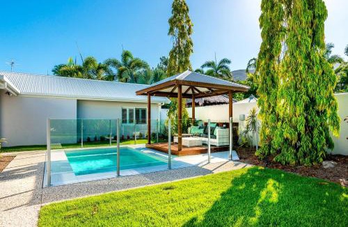 Palm Cove Villa | The Last Resort Villa 2