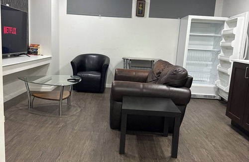 Winnipeg House | The Last Resort with private entrance. In Basement.