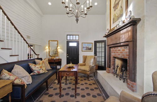 Arrow Rock House | The Latch House Arrow Rock