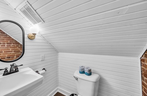 Hermann House | The Laughing Boar, perfectly located downtown