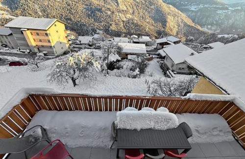 Granges Apartment | The Laughing Cow - 10 mns from Sion and ski