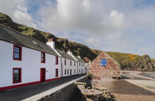 Fraserburgh House | The Laurels