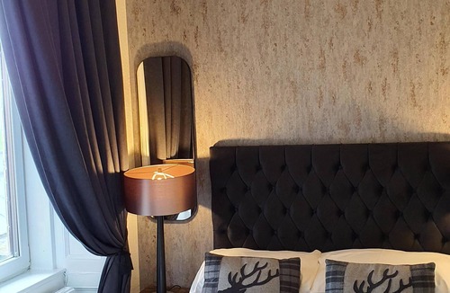 Ardrossan Hotel | The Lauriston Hotel