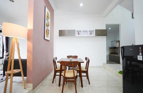 Sleman House | The Lavana Dzawani Villa Goodean