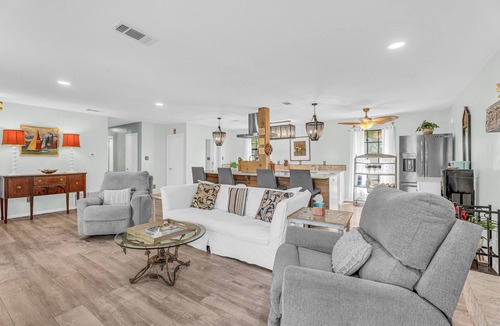 Fairhope House | The Lavender House