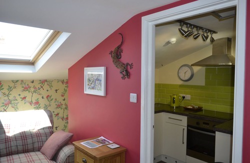 Ashcott Bed & Breakfast | The Lawns Tea Room and B&B