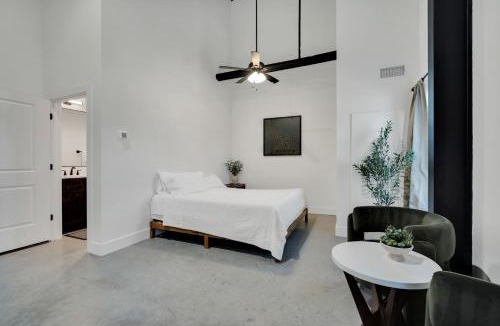 Midlothian House | The Lawson Loft – Walkable DT 209
