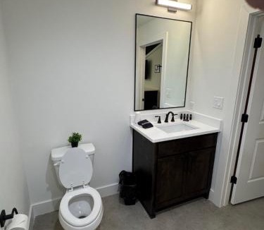 Midlothian Hostel | The Lawson Lofts
