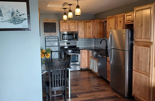 Philipsburg Apartment | The Lazy 8 Loft