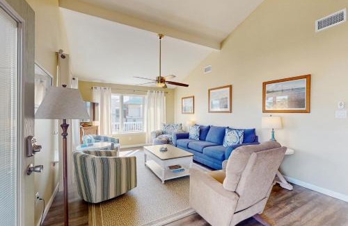 City-by-the Sea House | The Lazy Bay