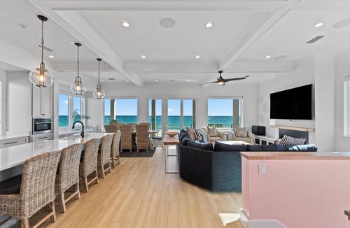 Ono Island House | The Lazy Fish - Private Saltwater Pool, Beachfront