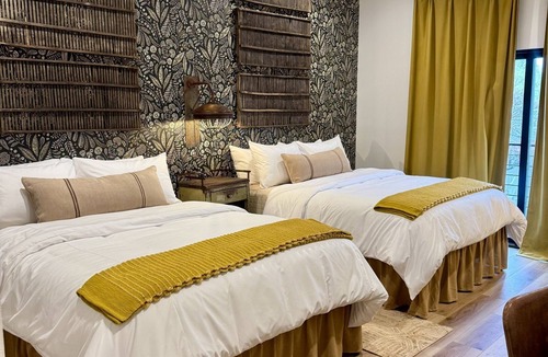 Wimberley Hotel | The Lazy Spur at Gaines Ranch on the Square — Boutique Suite on Wimberley Square