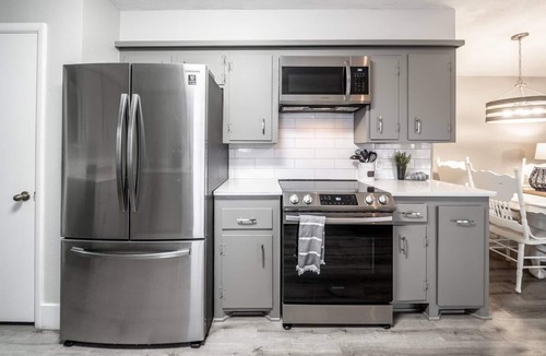 Lubbock House | The LBB Executive - blocks from Texas Tech