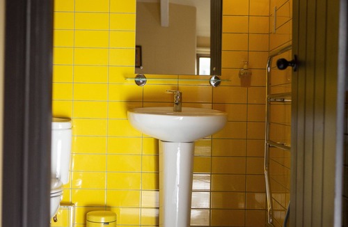 Clearbrook Hotel | The Leaping Salmon