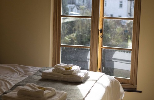 Clearbrook Hotel | The Leaping Salmon