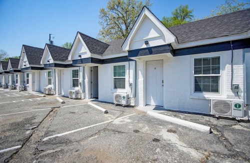 Hot Springs Apartment | The Lebowski at PWC