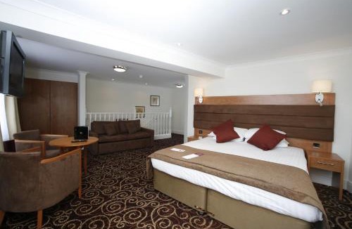 Harnham Hotel | The Legacy Rose & Crown Hotel