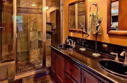 Oroville East House | The Legend Home