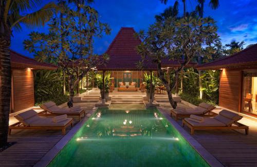 Seminyak Resort | The Legian Seminyak, Bali