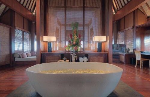 Seminyak Resort | The Legian Seminyak, Bali