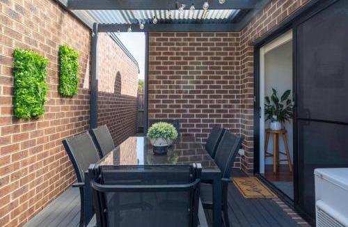 Rosebud House | 'The Leon' A Family Friendly Coastal Abode