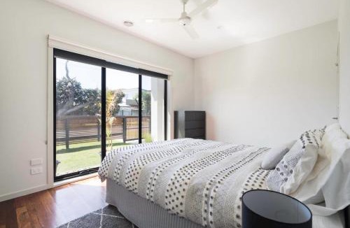 Rosebud House | 'The Leon' A Family Friendly Coastal Abode