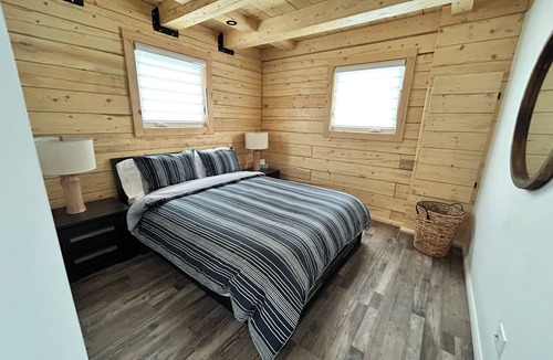 Saint-Felix-d'Otis Ski Chalet | The Leopold